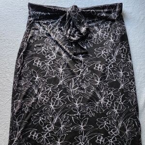 Halogen Women's Black & White Floral Midi Skirt w/ Tie Front
